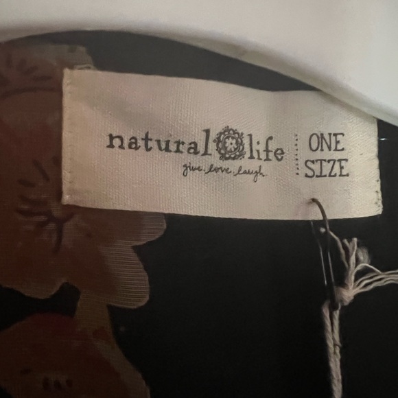 NATURAL LIFE Elegant Black Burnout Velvet Floral Kimono - Picture 7 of 15